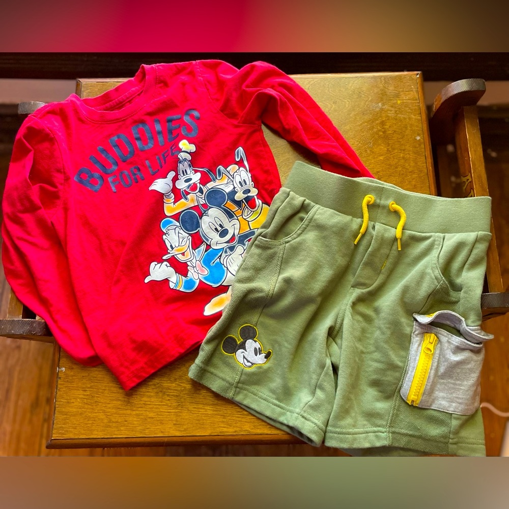 SET Disney outfit
